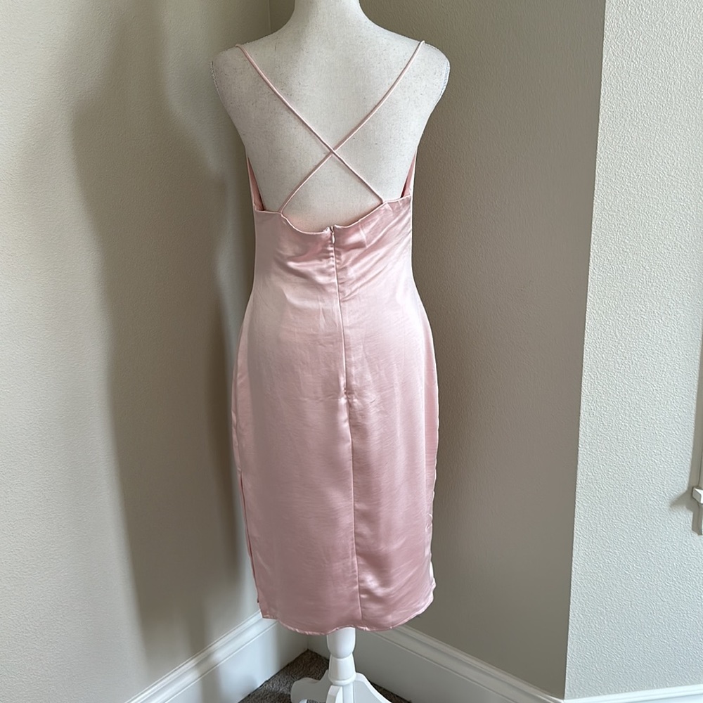 Superdown Dress - Picture 4 of 8